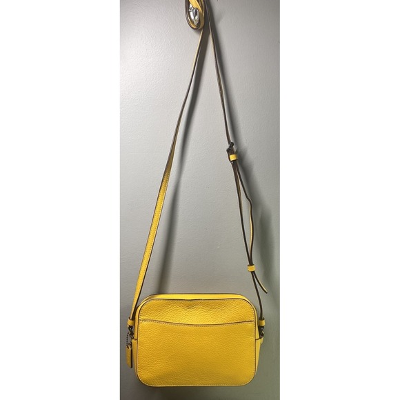 COACH Mustard Yellow Pochette 23a Womens Crossbody Purse 5.25x7.25x2" EUC - Picture 3 of 16
